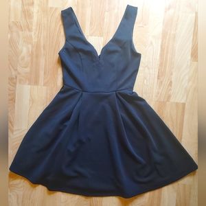 Forever 21 black skater dress size S